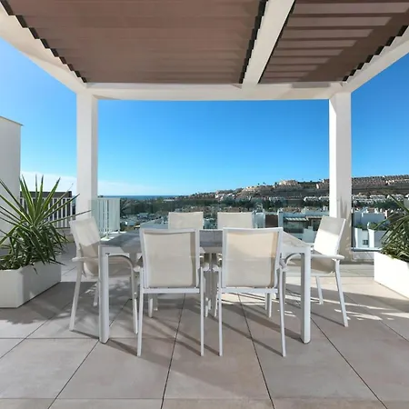 Penthouse With Ocean View 4 Bedrooms Appartamento